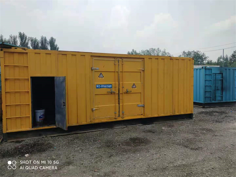 庐阳200KW柴油发电机组需要配备什么型号的电缆线？