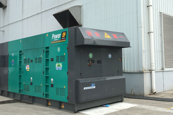 庐阳燃油滤清器的更换流程是怎样的？