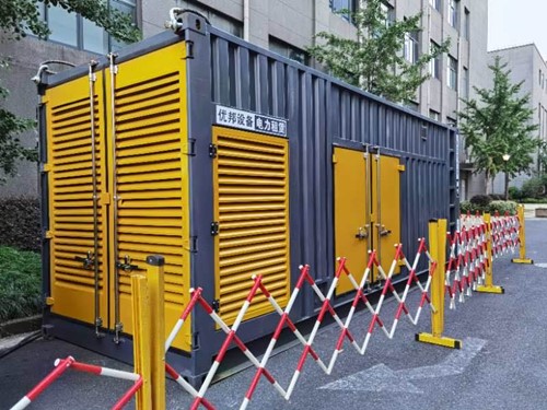 庐阳如何使用转速表检查发动机的转速？