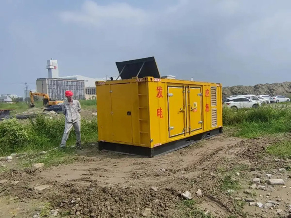 庐阳冬季低温环境下，发电机组启动电瓶的容量需求是否会增加？